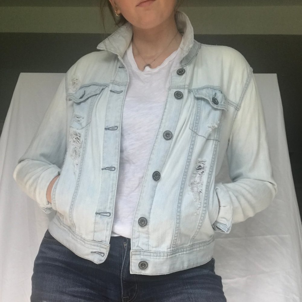 Distressed Vintage Denim Jean Jacket